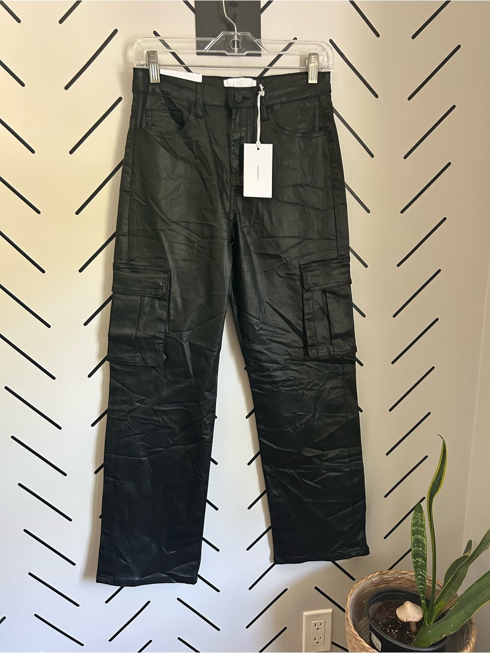 NWT vervet Kendall high rise dad jeans cargo pockets